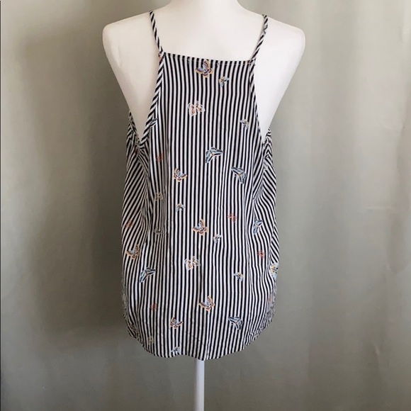 Top - Picture 2 of 2